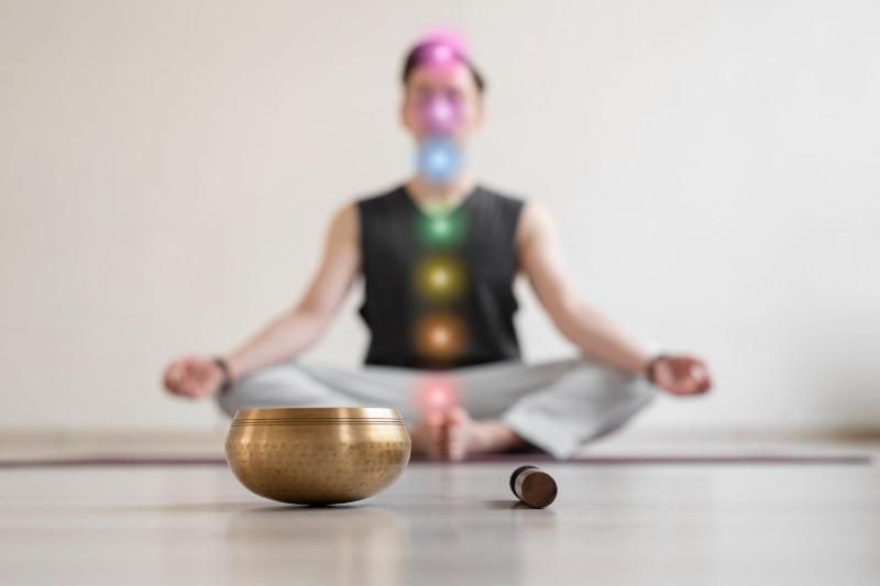 Чакра Муладхара - как раскрыть и активировать: медитации, камни и талисманы
