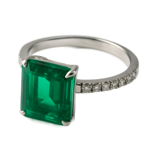 Кольцо Элегант, изумруд, фианиты, серебро 925 - Amorem