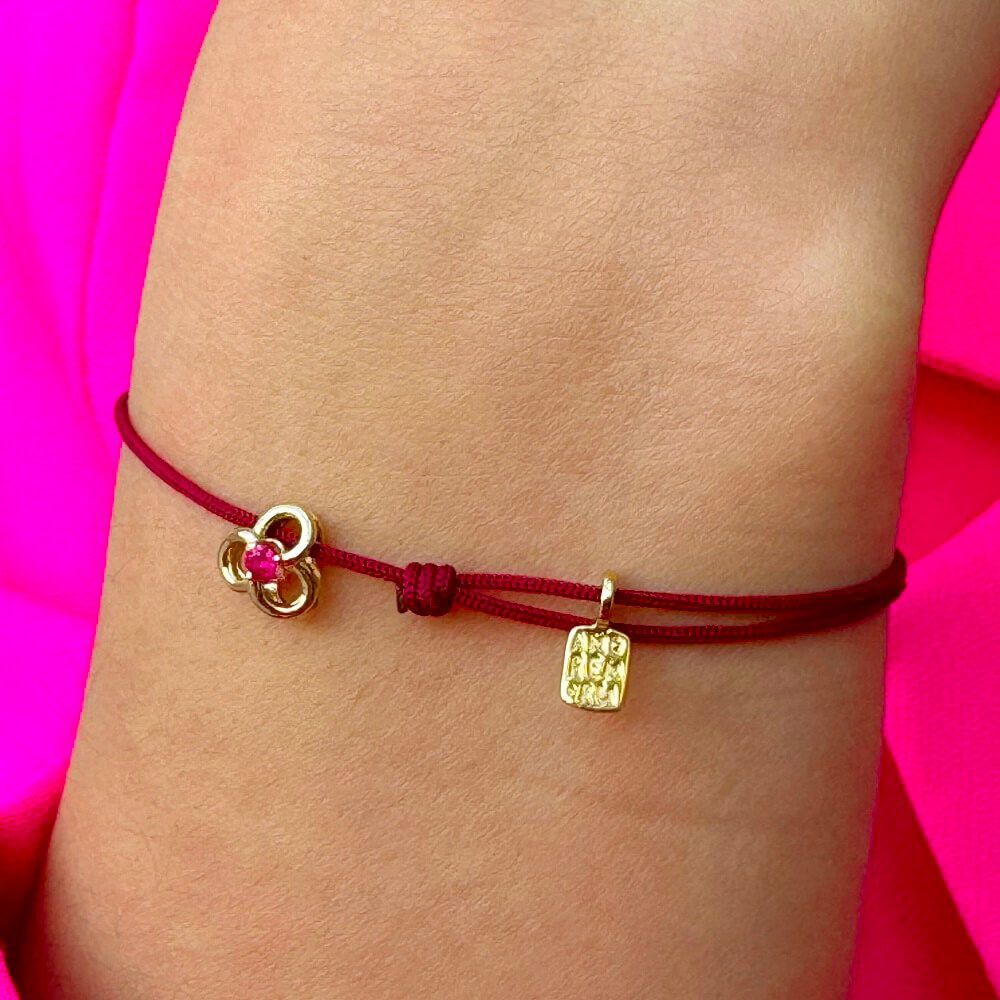 Браслет с рубином