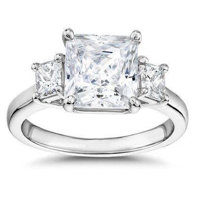 Помолвочное кольцо Мерцающая звезда, золото 585 и бриллианты