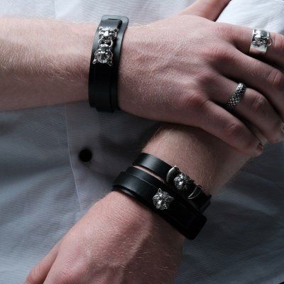 Кожаные браслеты