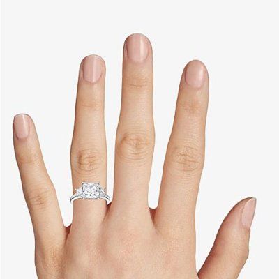 Помолвочное кольцо Мерцающая звезда, золото 585 и бриллианты